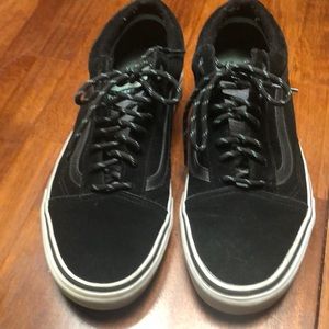 Vans black
